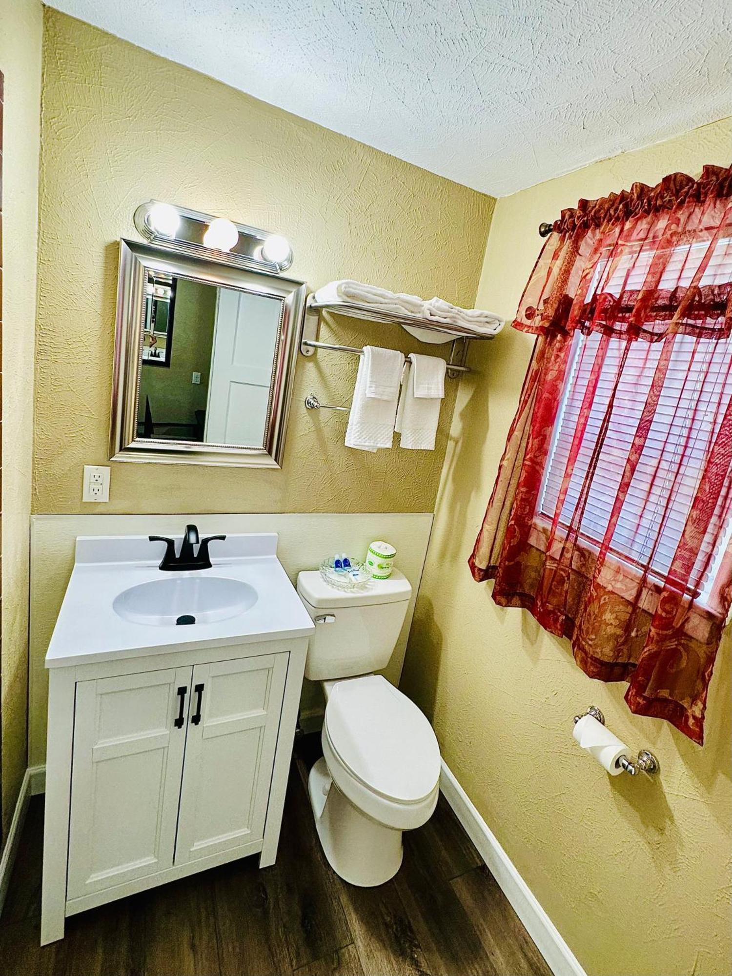 Sage N Sand Motel Moses Lake Esterno foto